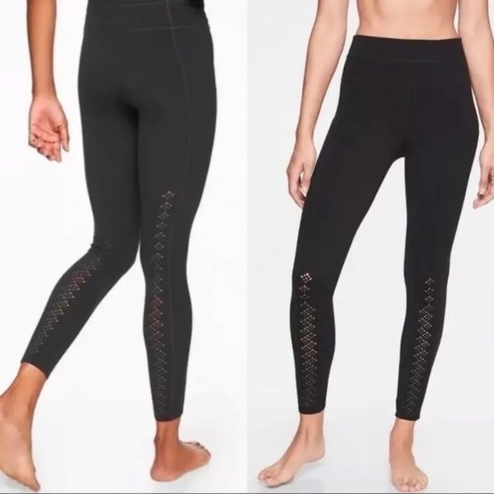 Athleta Black Niyama 7/8 Length Laser Cut Side Pockets Leggings 353777 EUC S
